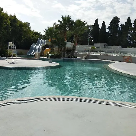 Parc Des 7 Fonts 营地