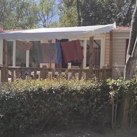 营地 Parc Des 7 Fonts